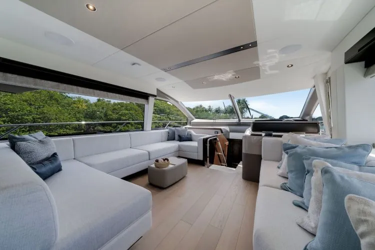 Slide: The Image of 2026 Sunseeker Manhattan 68 (2025) - Image 27 - 27