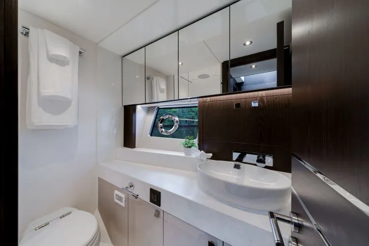 Slide: The Image of 2026 Sunseeker Manhattan 68 (2025) - Image 37 - 37