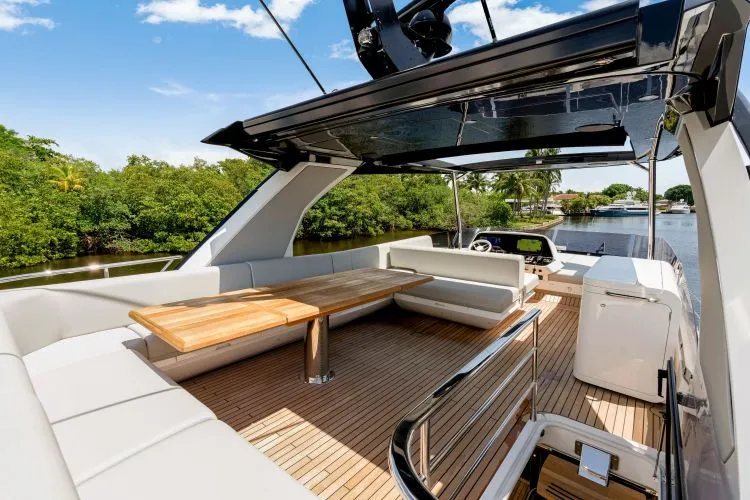 Slide: The Image of 2026 Sunseeker Manhattan 68 (2025) - Image 53 - 53