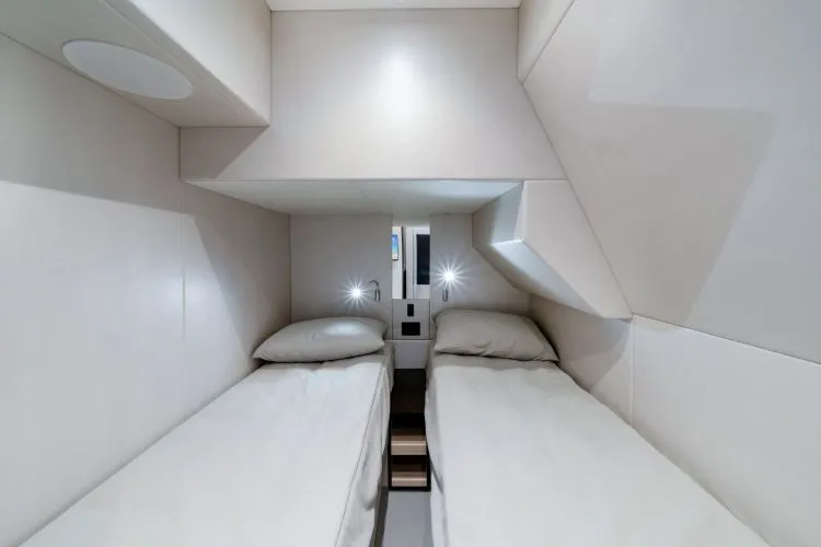 Slide: The Image of 2026 Sunseeker Manhattan 68 (2025) - Image 65 - 65