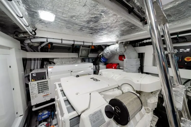 Slide: The Image of 2026 Sunseeker Manhattan 68 (2025) - Image 67 - 67