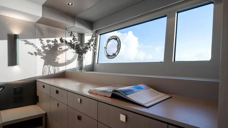 Slide: The Image of 2027 Sunseeker Manhattan 56 - Image 19 - 19