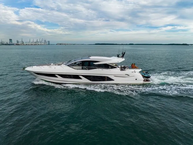 Slide: The Image of 2022 Sunseeker Predator 74 - Image 4 - 4