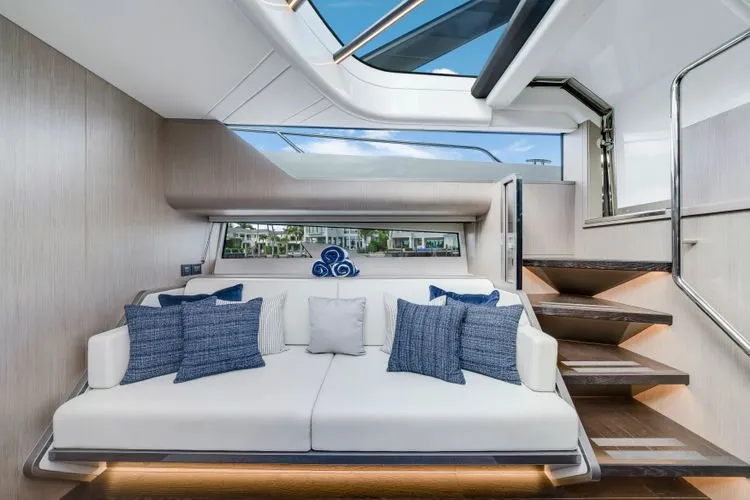 Slide: The Image of 2023 Sunseeker Superhawk 55 - Image 27 - 27