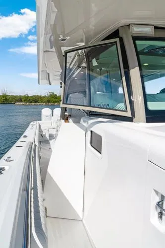 Slide: The Image of 2026 Hcb 53 Suenos Rxv - Image 41 - 41