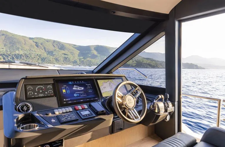 Slide: The Image of 2027 Absolute 60 Fly - Image 23 - 23