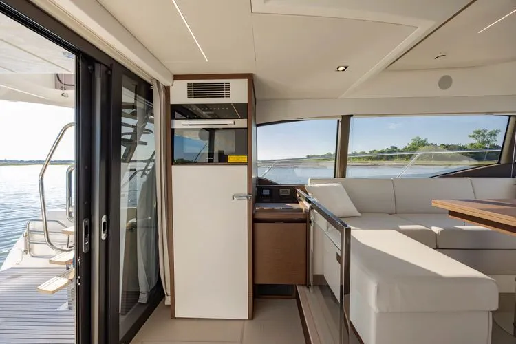 Slide: The Image of 2024 Prestige 460 - Image 25 - 25