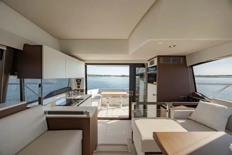 Slide: The Image of 2024 Prestige 460 - Image 27 - 27