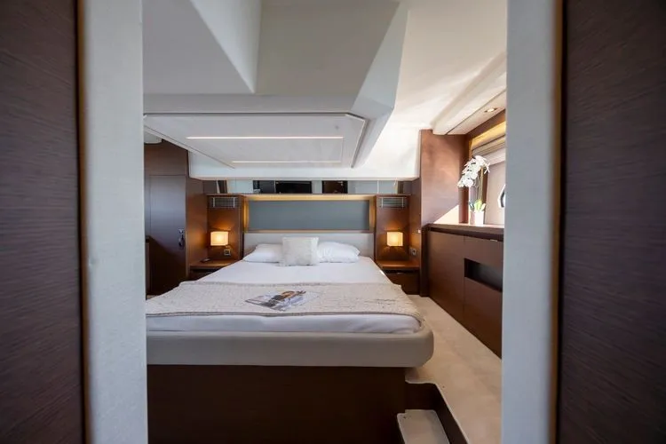 Slide: The Image of 2024 Prestige 460 - Image 39 - 39