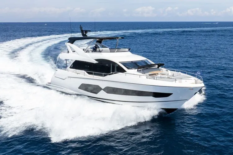 The Image of 2026 Sunseeker 76 Yacht - Image 1 - 1