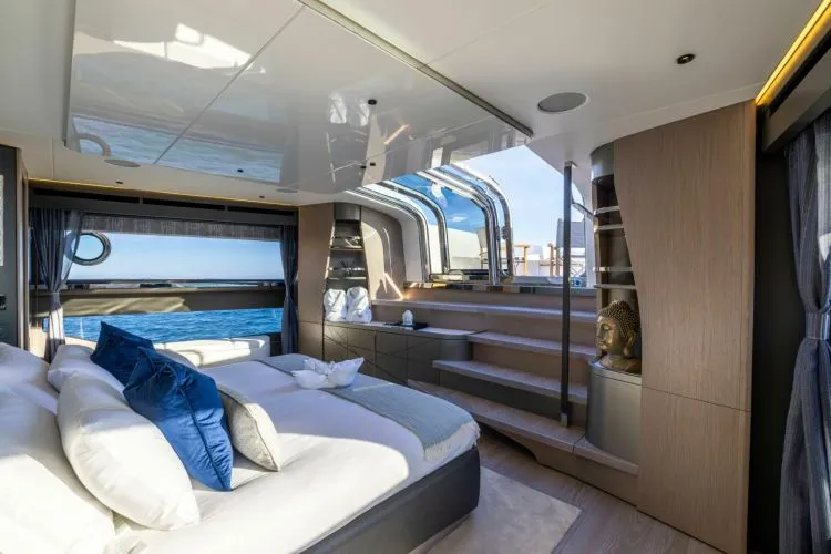 Slide: The Image of 2027 Sunseeker 100 Yacht - Image 24 - 24