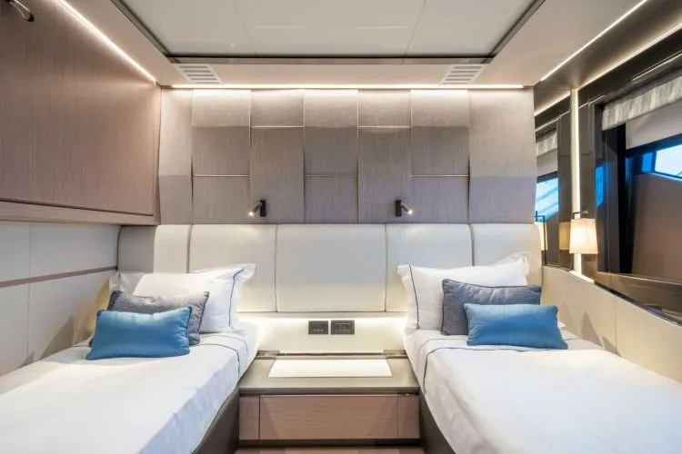 Slide: The Image of 2027 Sunseeker 100 Yacht - Image 37 - 37