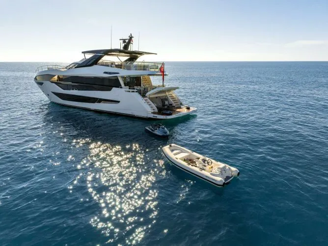 Slide: The Image of 2027 Sunseeker 100 Yacht - Image 5 - 5