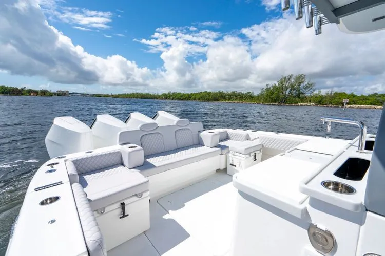 Slide: The Image of 2026 Hcb 42 Lujo - Image 11 - 11