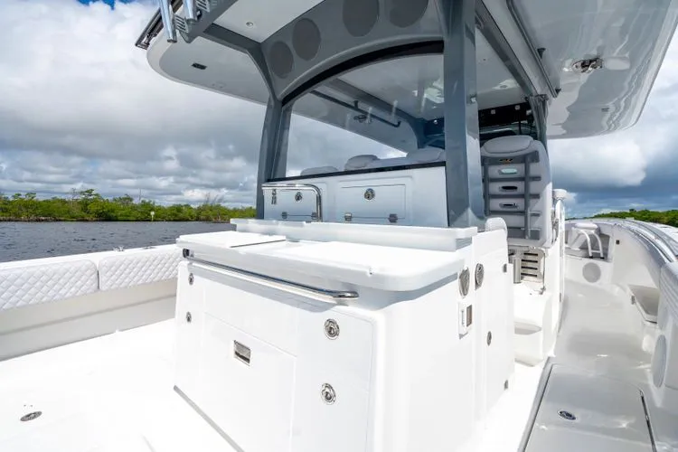 Slide: The Image of 2026 Hcb 42 Lujo - Image 17 - 17