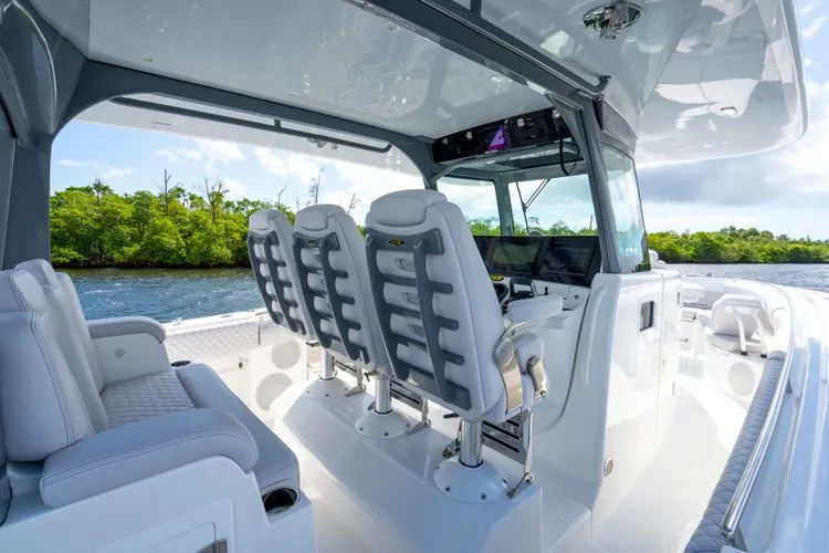 Slide: The Image of 2026 Hcb 42 Lujo - Image 22 - 22