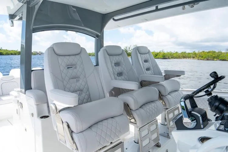 Slide: The Image of 2026 Hcb 42 Lujo - Image 23 - 23