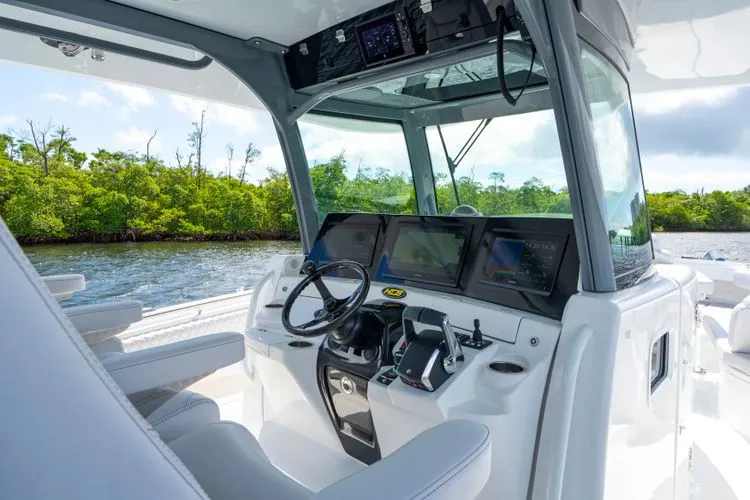 Slide: The Image of 2026 Hcb 42 Lujo - Image 26 - 26