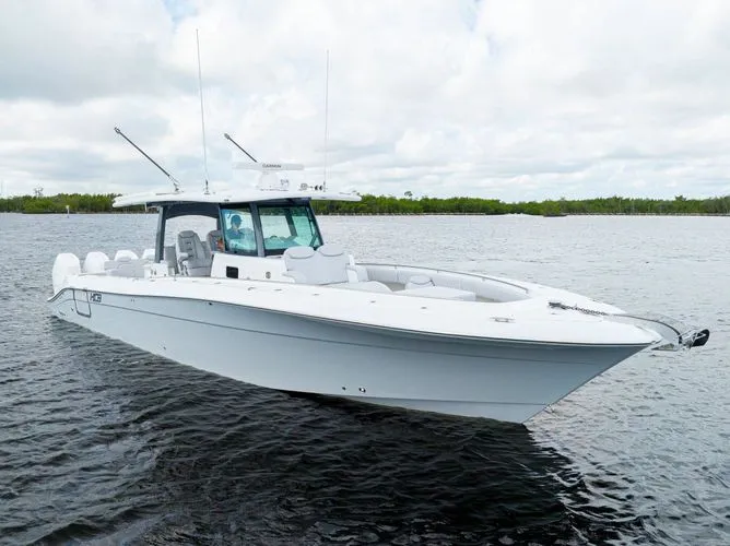 Slide: The Image of 2026 Hcb 42 Lujo - Image 3 - 3