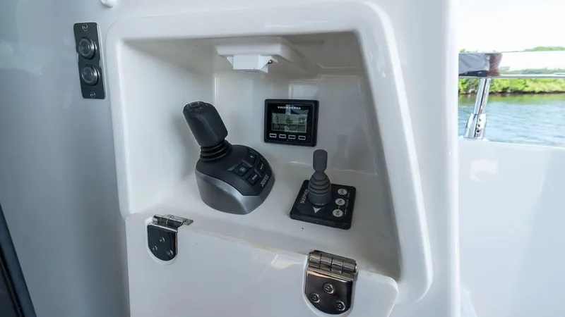 Slide: The Image of 2025 Prestige F4.9 - Image 19 - 19