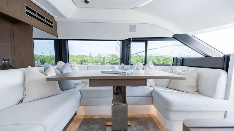 Slide: The Image of 2025 Prestige F4.9 - Image 28 - 28