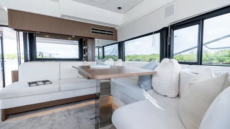 Slide: The Image of 2025 Prestige F4.9 - Image 29 - 29