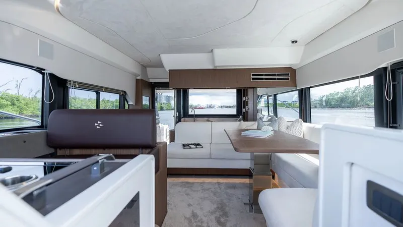 Slide: The Image of 2025 Prestige F4.9 - Image 36 - 36