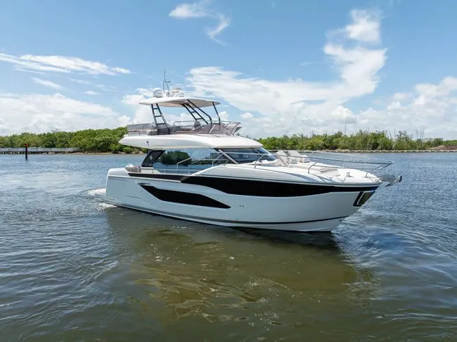 Slide: The Image of 2025 Prestige F4.9 - Image 4 - 4