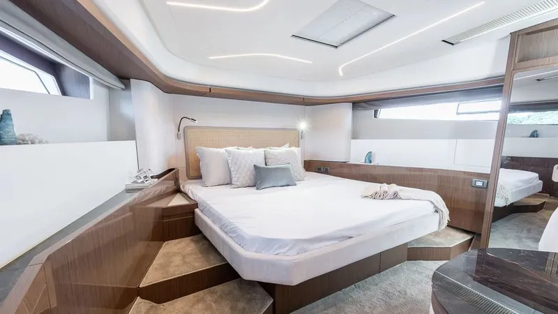 Slide: The Image of 2025 Prestige F4.9 - Image 44 - 44