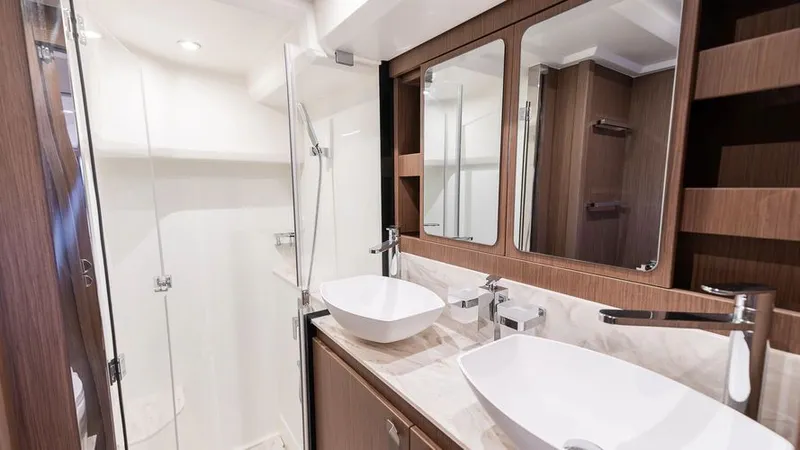 Slide: The Image of 2025 Prestige F4.9 - Image 45 - 45