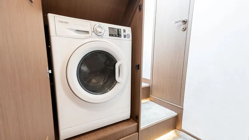 Slide: The Image of 2025 Prestige F4.9 - Image 49 - 49