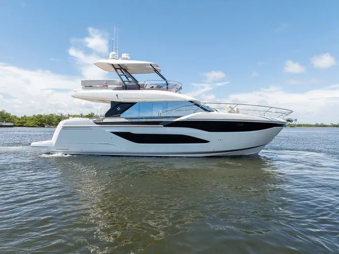 Slide: The Image of 2025 Prestige F4.9 - Image 5 - 5