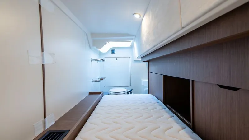 Slide: The Image of 2025 Prestige F4.9 - Image 50 - 50