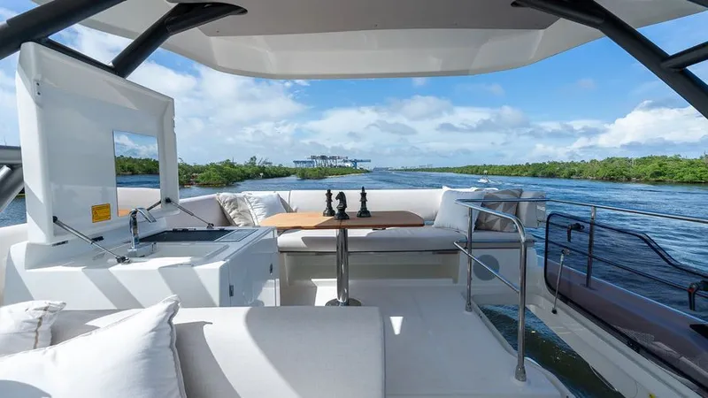 Slide: The Image of 2025 Prestige F4.9 - Image 53 - 53