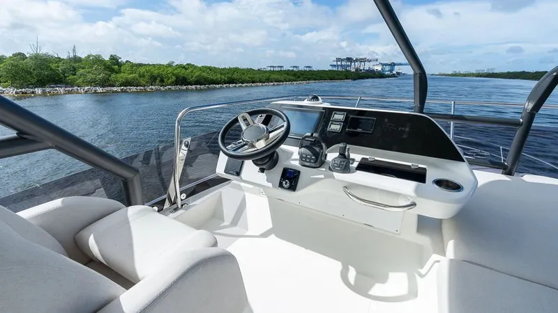 Slide: The Image of 2025 Prestige F4.9 - Image 56 - 56