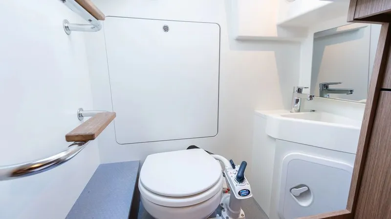 Slide: The Image of 2025 Prestige F4.9 - Image 64 - 64