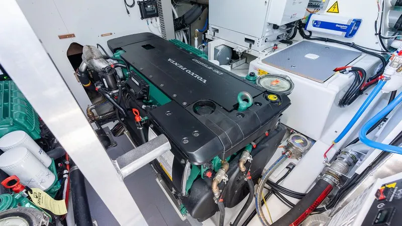 Slide: The Image of 2025 Prestige F4.9 - Image 67 - 67