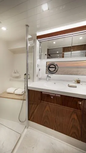 Slide: The Image of 2026 Riviera 72 Sports Motor Yacht - Image 39 - 39