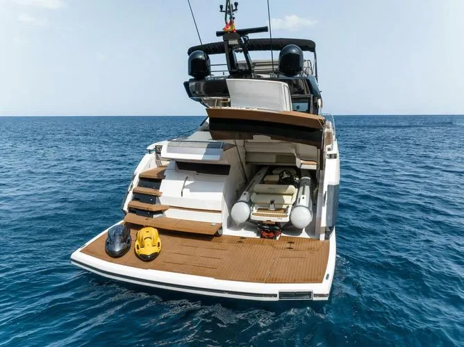 Slide: The Image of 2026 Sunseeker 75 Sport Yacht - Image 8 - 8
