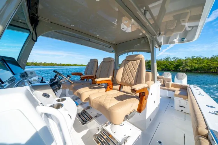 Slide: The Image of 2026 Hcb 42 Lujo - Image 21 - 21