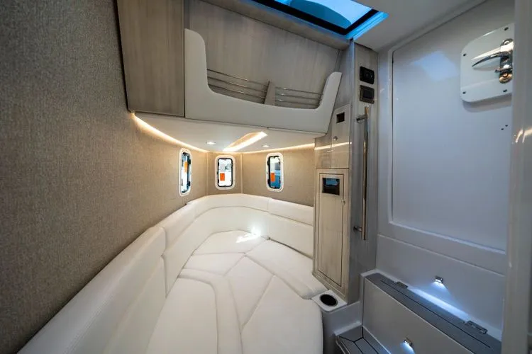 Slide: The Image of 2026 Hcb 42 Lujo - Image 37 - 37