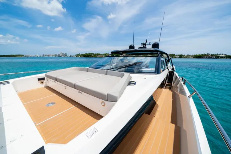 Slide: The Image of 2024 Sunseeker 55 - Image 13 - 13