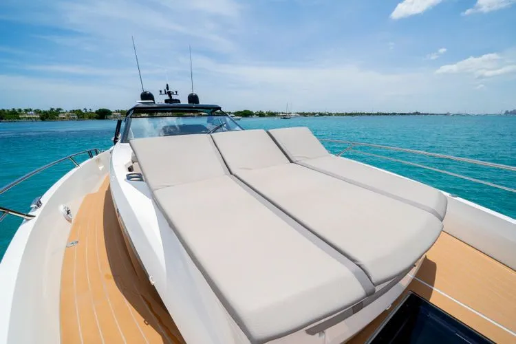 Slide: The Image of 2024 Sunseeker 55 - Image 14 - 14