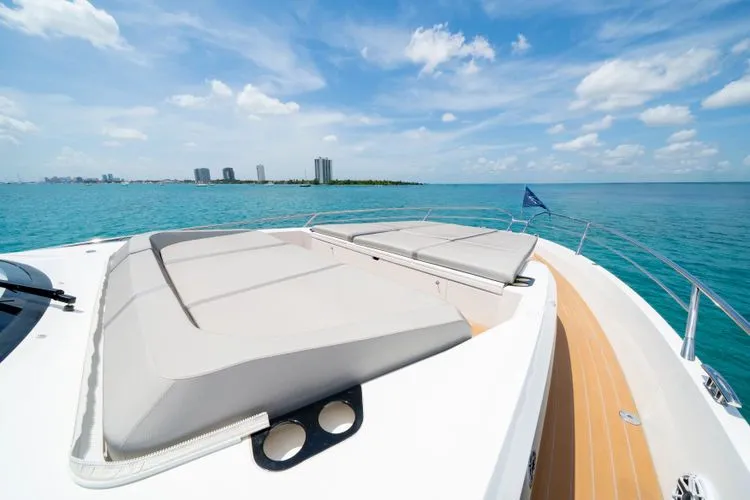 Slide: The Image of 2024 Sunseeker 55 - Image 18 - 18