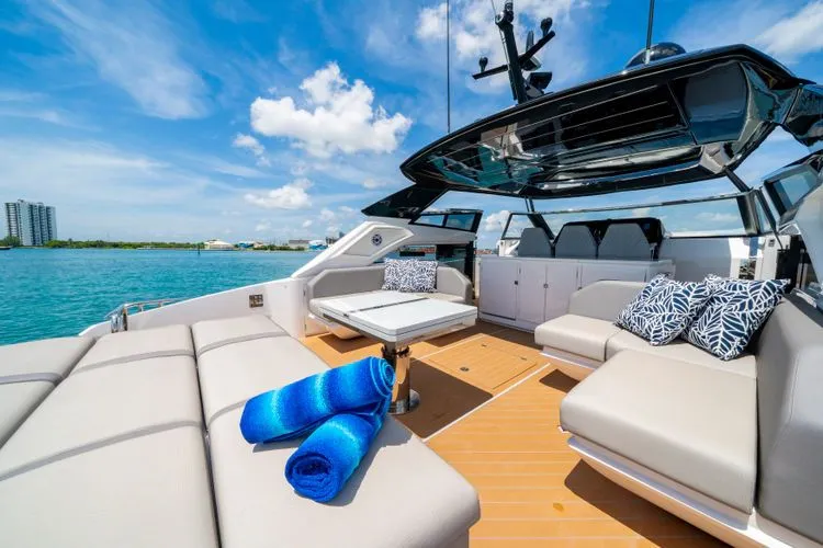 Slide: The Image of 2024 Sunseeker 55 - Image 20 - 20