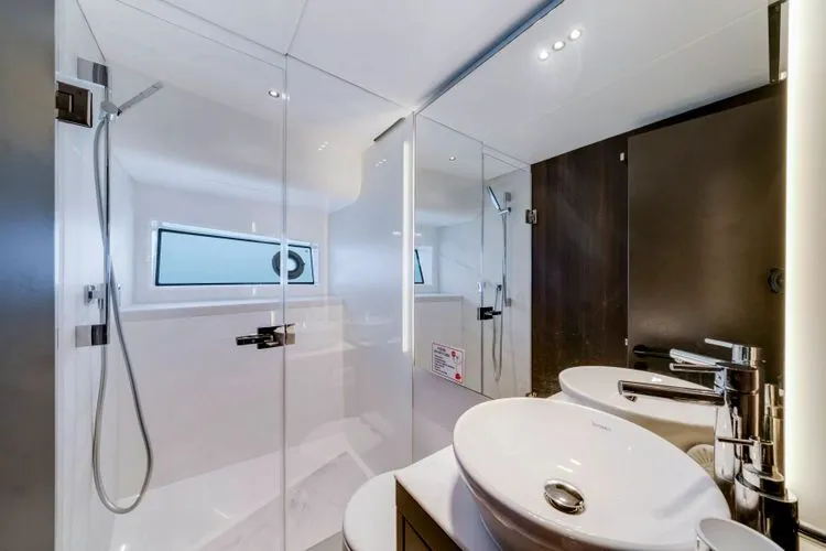 Slide: The Image of 2024 Sunseeker 55 - Image 31 - 31