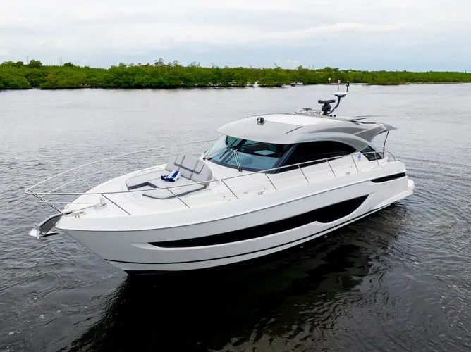 Slide: The Image of 2026 Riviera 4600 Sports Yacht - Image 4 - 4