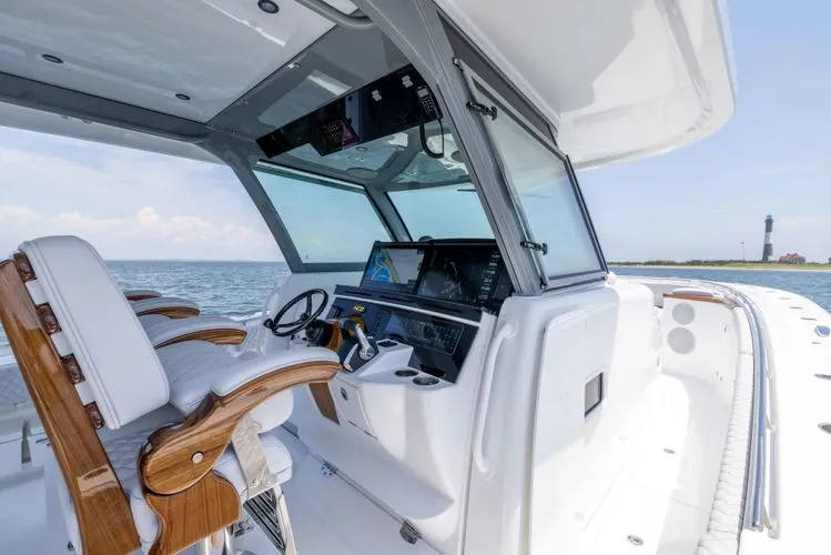 Slide: The Image of 2026 Hcb 48 Campeon - Image 25 - 25