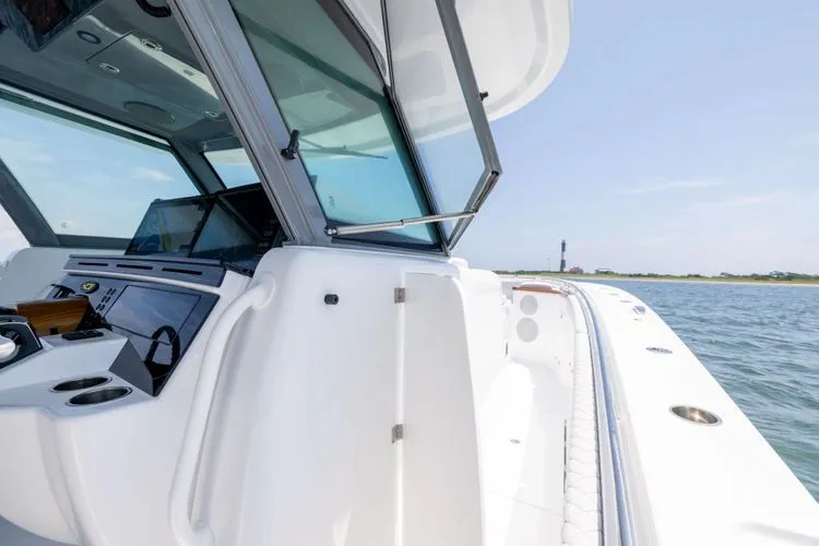 Slide: The Image of 2026 Hcb 48 Campeon - Image 31 - 31