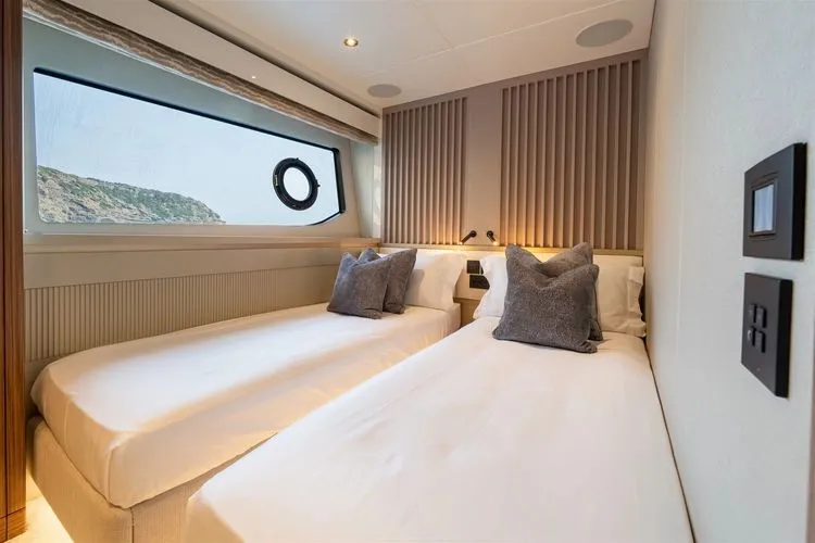 Slide: The Image of 2026 Sunseeker 82 Ocean Enclosed - Image 48 - 48